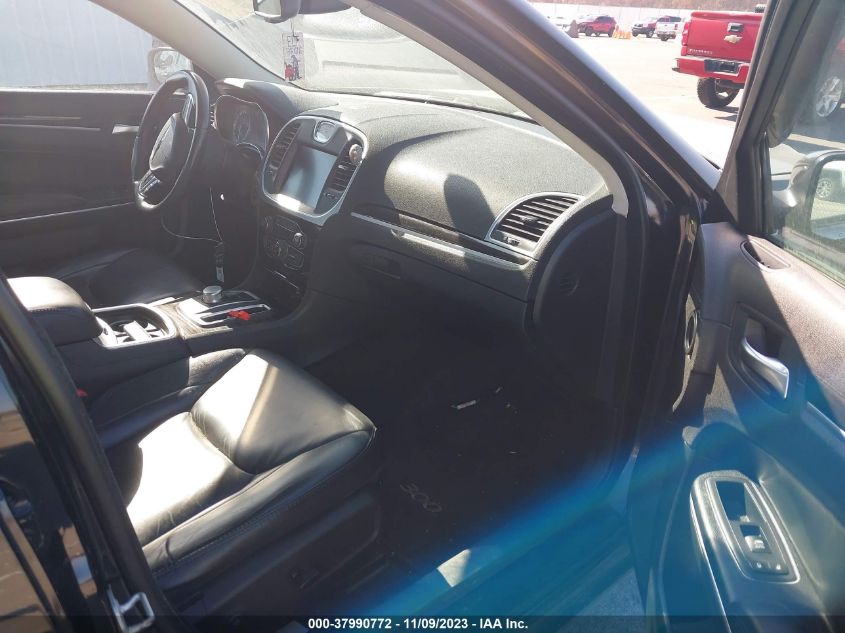 2015 CHRYSLER 300 LIMITED - 2C3CCAAG2FH904026