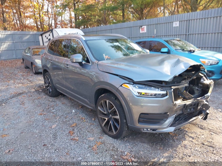 VOLVO XC90 T5 MOMENTUM 7 PASSENGER 2020