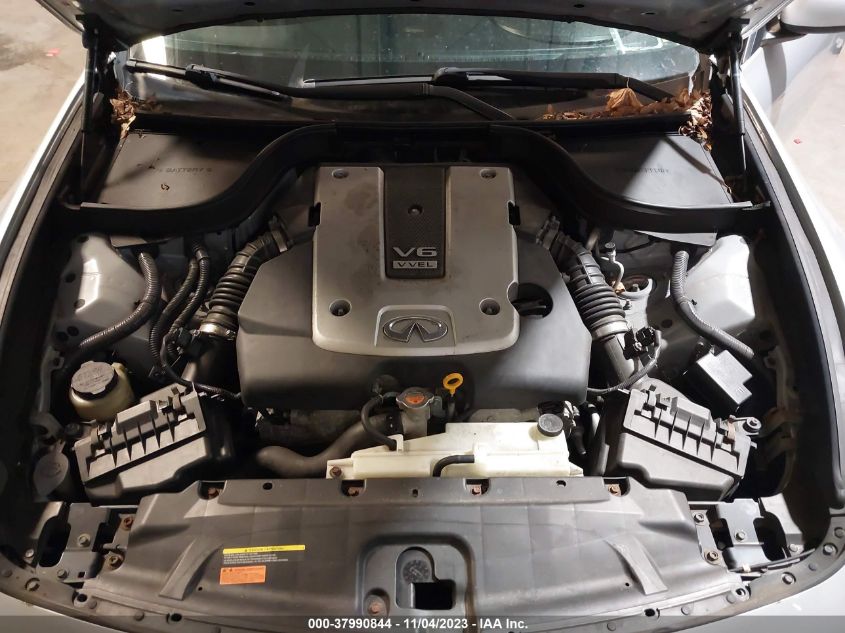 2015 INFINITI Q40 JN1CV6AR5FM520228