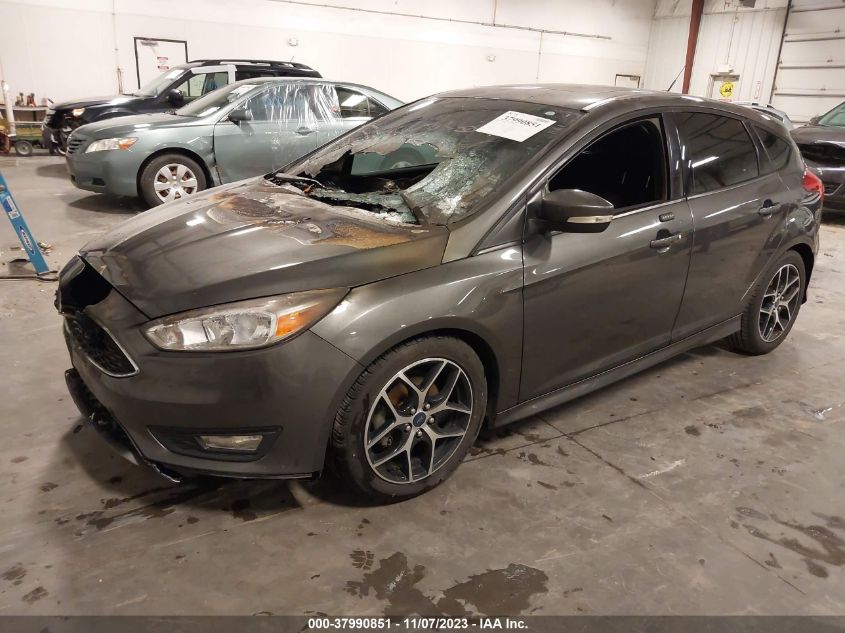 2016 FORD FOCUS SE - 1FADP3K22GL224916