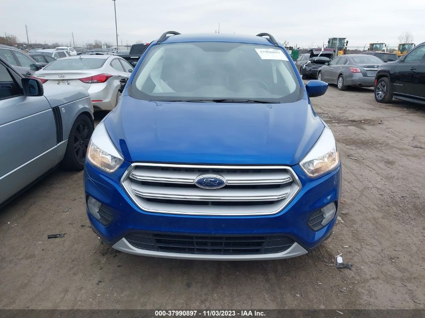 2018 FORD ESCAPE SE - 1FMCU9GD5JUC33604