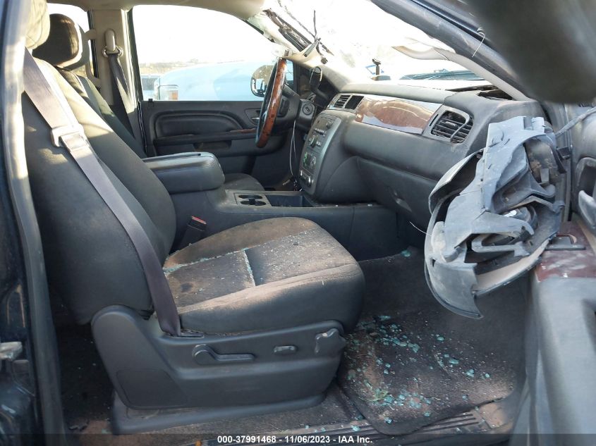 2013 GMC YUKON SLE - 1GKS1AE07DR220973