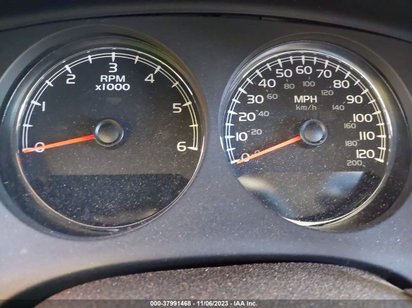 2013 GMC YUKON SLE - 1GKS1AE07DR220973