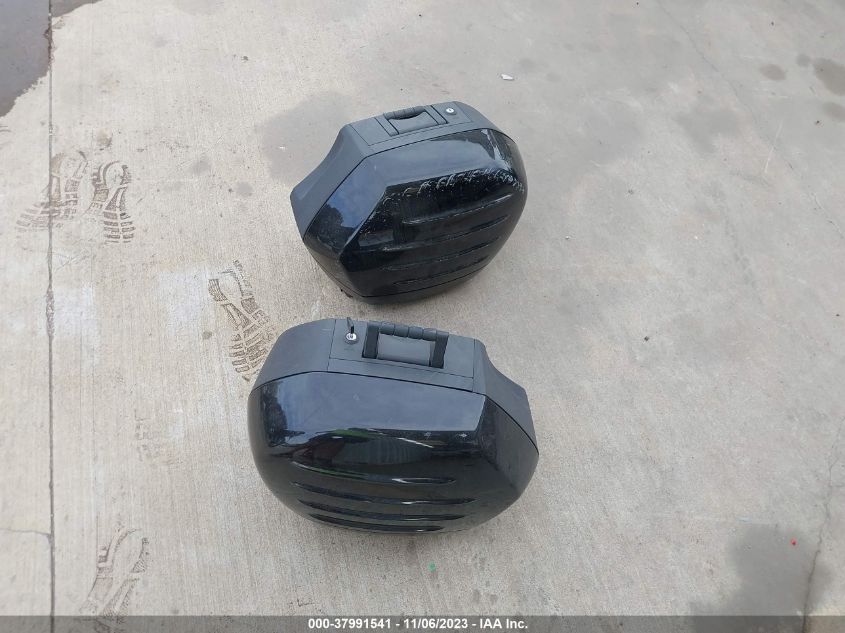2011 KAWASAKI ZG1400 C JKBZGNC11BA007935