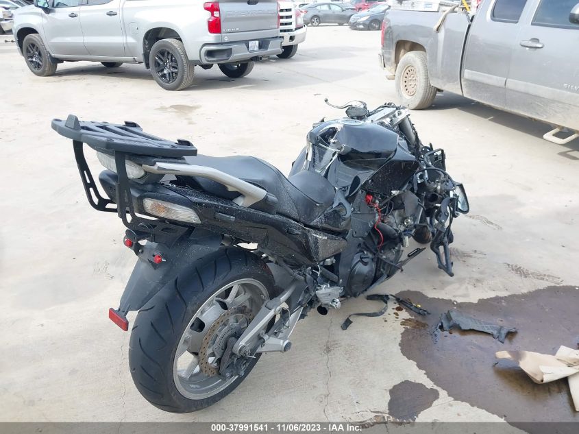 2011 KAWASAKI ZG1400 C JKBZGNC11BA007935