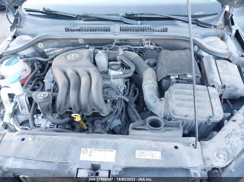 2015 VOLKSWAGEN JETTA SEDAN 2.0L S 3VW2K7AJ6FM316931