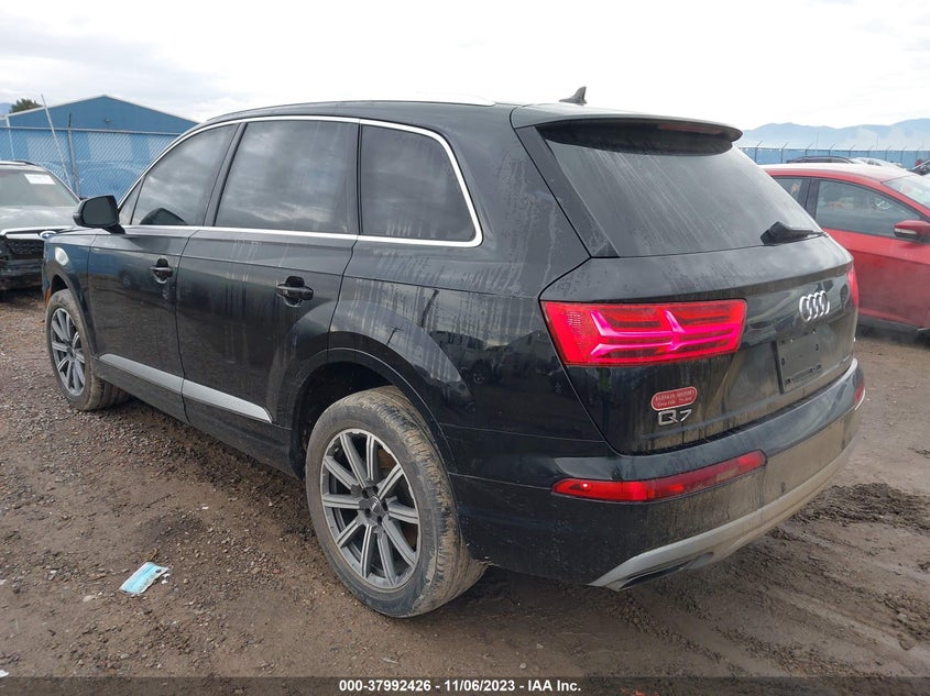 VIN WA1LHAF7XJD016338 2018 AUDI Q7 PREMIUM PLUS