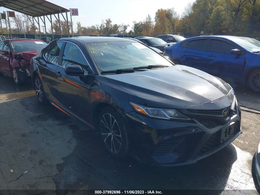2019 TOYOTA CAMRY SE - 4T1B11HK7KU801582