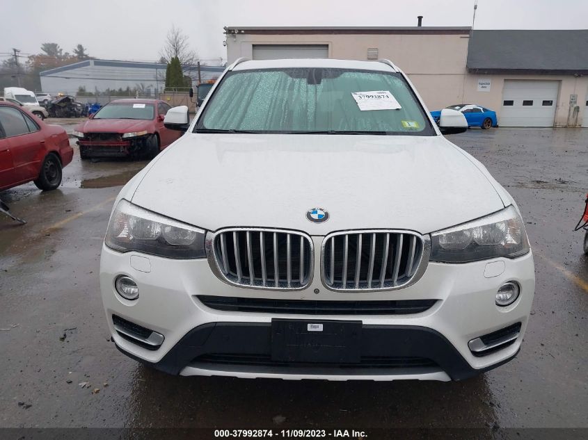 5UXWX9C35H0T16066 2017 BMW X3, photo no. 12