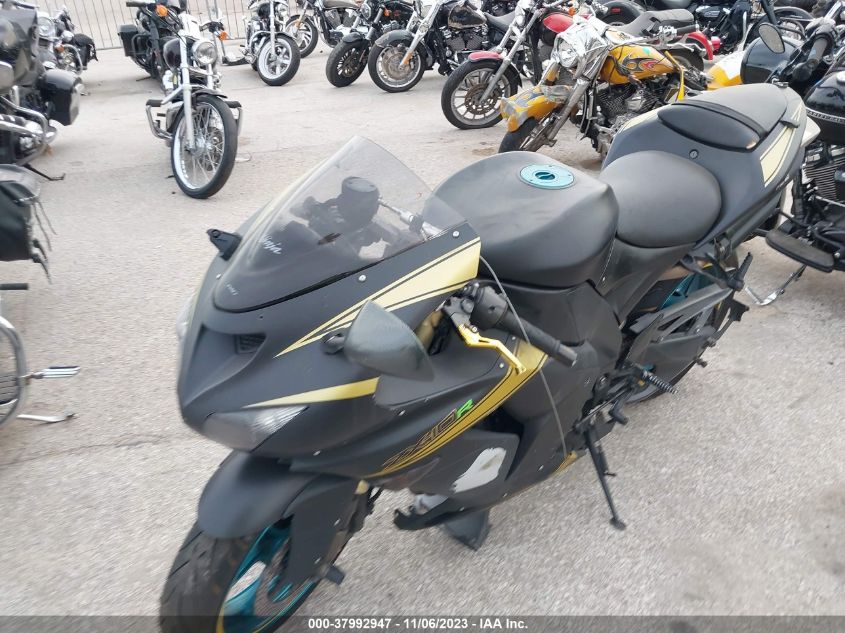 2006 KAWASAKI ZX1000 D6F JKAZXCD126A005284