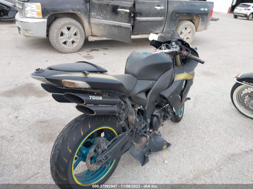 2006 KAWASAKI ZX1000 D6F JKAZXCD126A005284