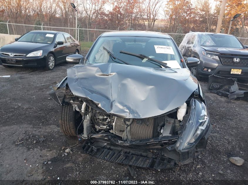 2019 NISSAN SENTRA SR - 3N1AB7AP1KY268067