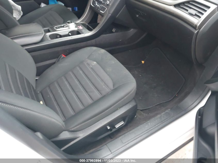 2020 FORD FUSION SE - 3FA6P0T97LR179552