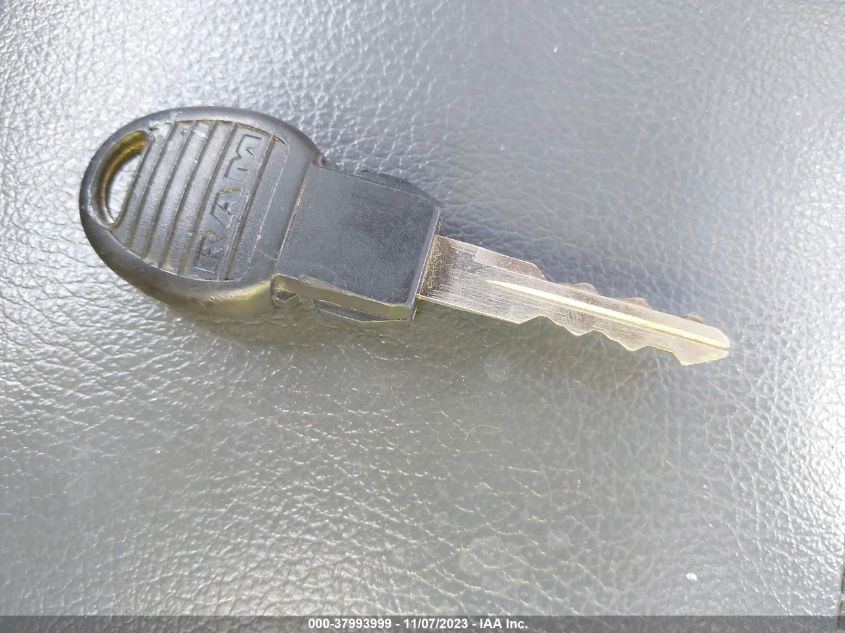 2015 RAM 1500 ST - 3C6JR6DG6FG564039