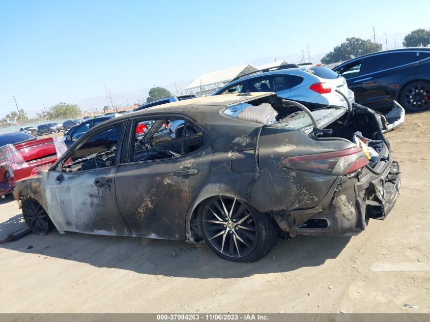 2021 TOYOTA CAMRY SE - 4T1G11AK5MU422096