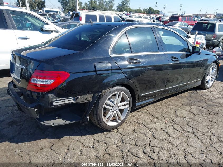 2014 MERCEDES-BENZ C 250 LUXURY/SPORT WDDGF4HB7EA939454
