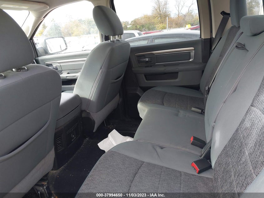 VIN 1C6RR7LG7JS277868 2018 RAM 1500 SLT