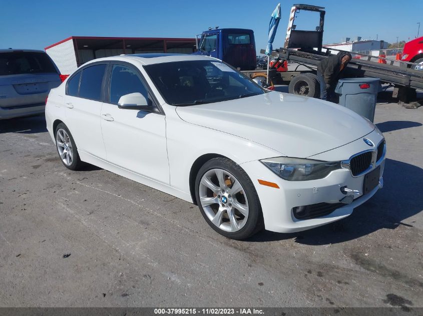 2013 BMW 3 SERIES 320I XDRIVE - WBA3C3C58DF981885