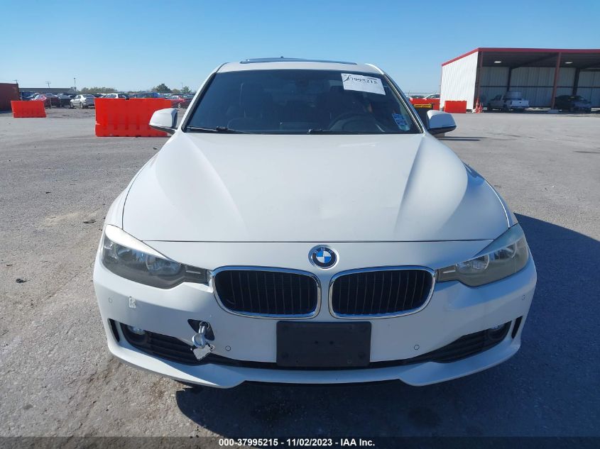 2013 BMW 3 SERIES 320I XDRIVE - WBA3C3C58DF981885