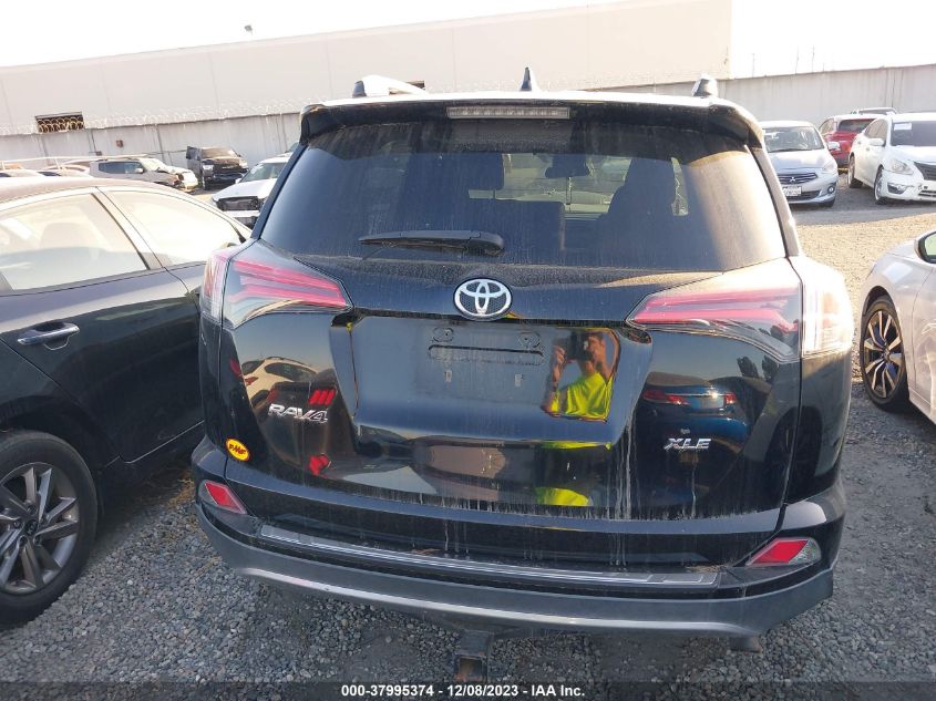 2017 TOYOTA RAV4 XLE 2T3WFREV8HW387308