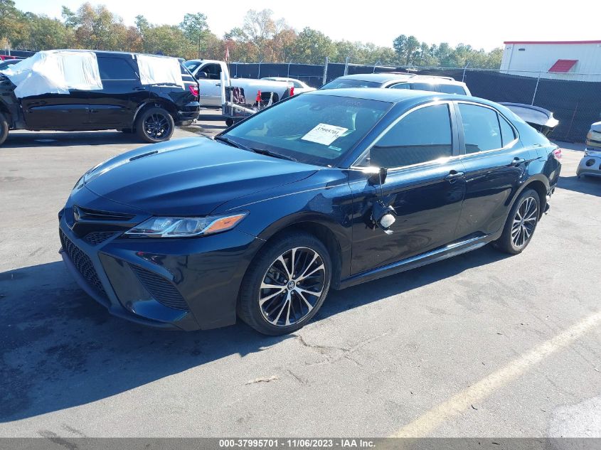 2018 TOYOTA CAMRY LE/SE/XLE/L - 4T1B11HK6JU608774