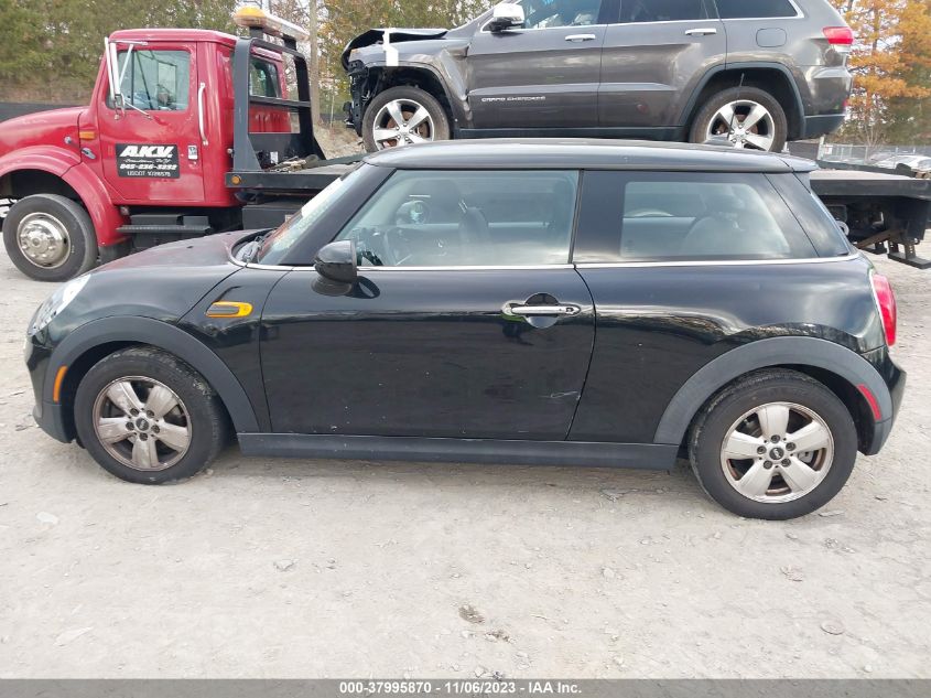 2015 MINI HARDTOP COOPER WMWXM5C56FT940380