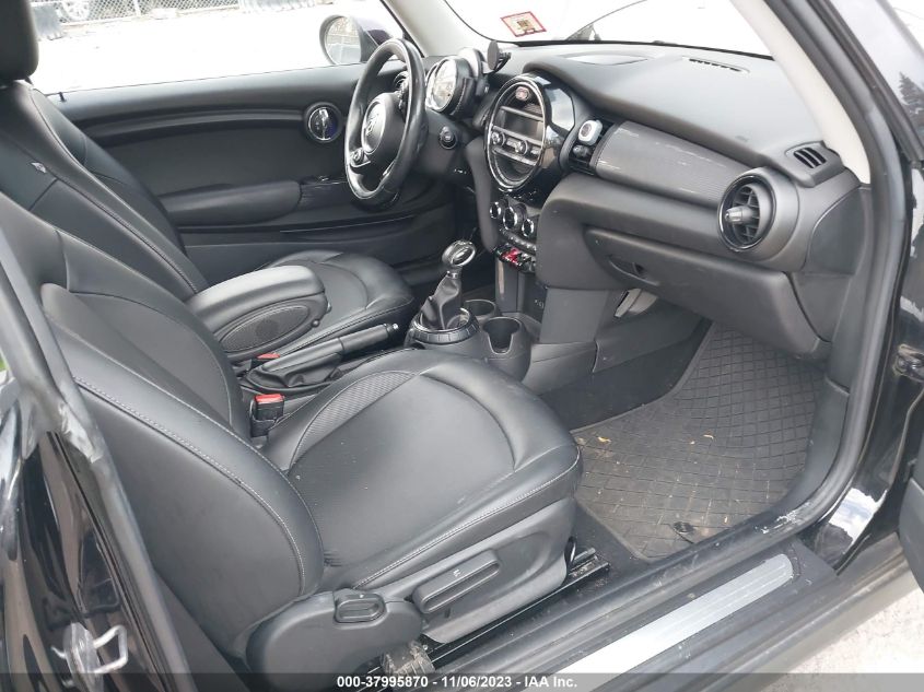 2015 MINI HARDTOP COOPER WMWXM5C56FT940380