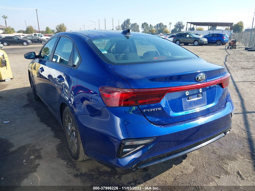 VIN 3KPF24AD8LE151063 2020 KIA FORTE LXS