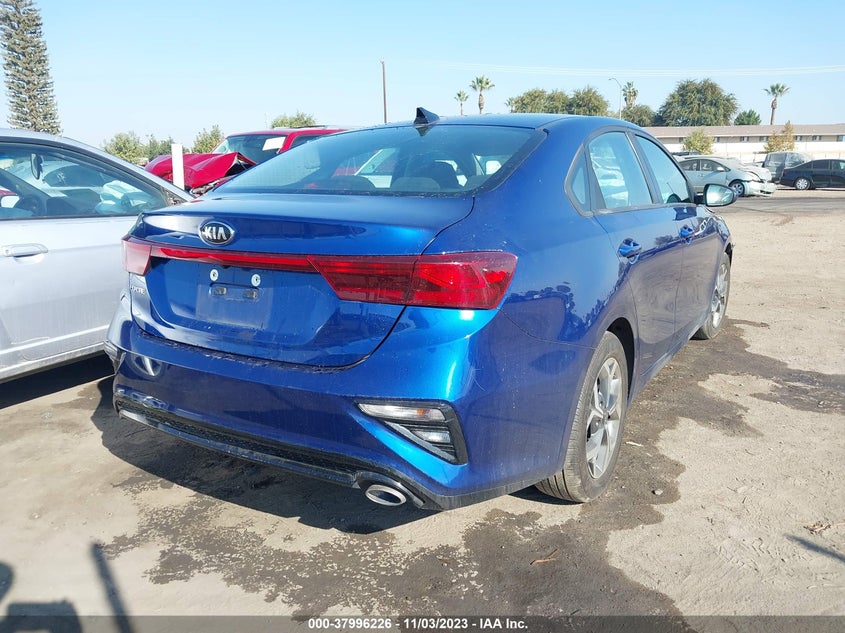 VIN 3KPF24AD8LE151063 2020 KIA FORTE LXS