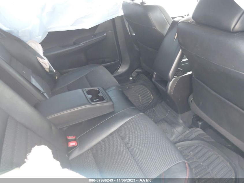 2017 TOYOTA CAMRY SE - 4T1BF1FK3HU654125