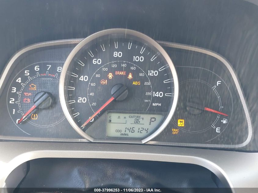 2015 TOYOTA RAV4 XLE - JTMWFREVXFD049953