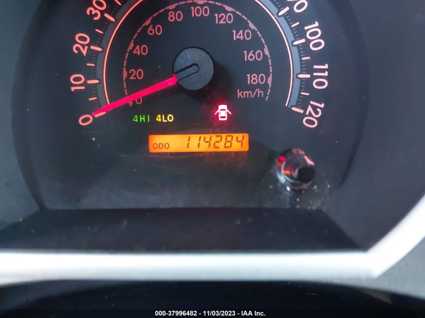 2013 TOYOTA TUNDRA 4WD TRUCK - 5TFUW5F13DX295833