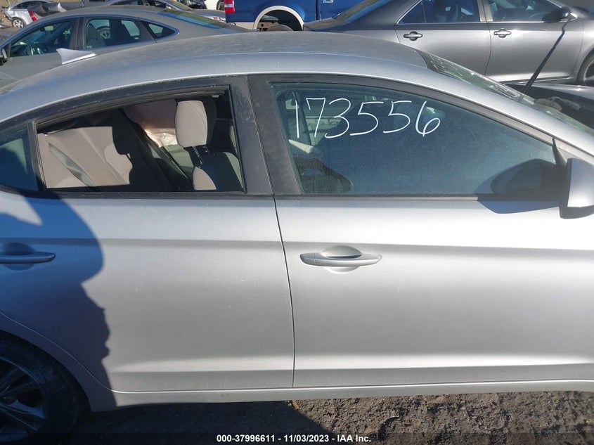 VIN 5NPD84LF9JH364259 2018 HYUNDAI ELANTRA SEL