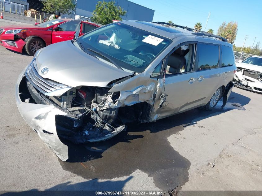 5TDDK3DC3FS101721 2015 TOYOTA SIENNA - Image 2
