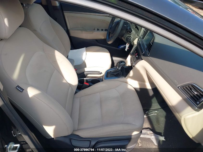 2018 HYUNDAI ELANTRA SEL/VALUE/LIMITED - 5NPD84LF4JH230288