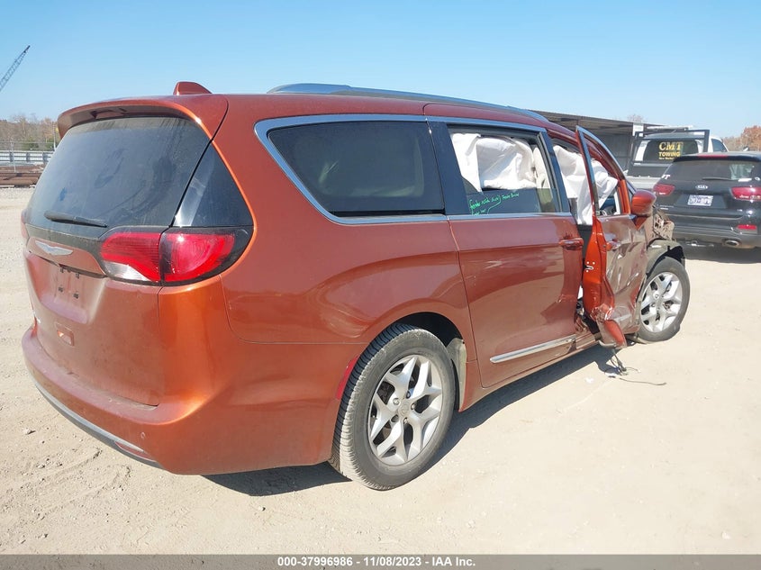 VIN 2C4RC1EG7JR292120 2018 CHRYSLER PACIFICA TOURING L PLUS