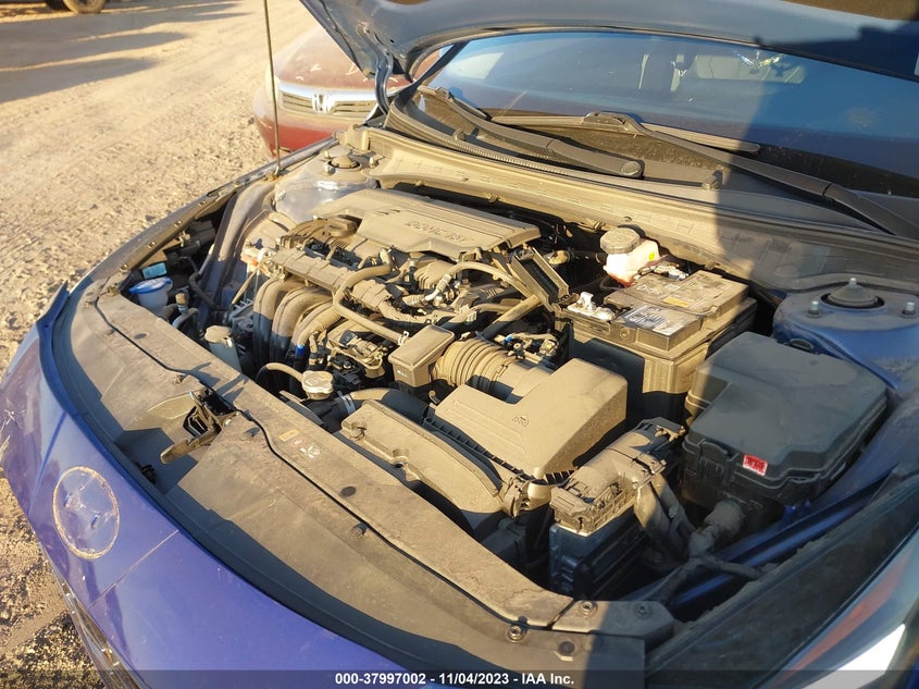 VIN 5NPLP4AG8NH067595 2022 HYUNDAI ELANTRA LIMITED