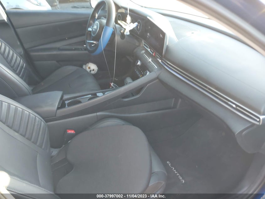 VIN 5NPLP4AG8NH067595 2022 HYUNDAI ELANTRA LIMITED