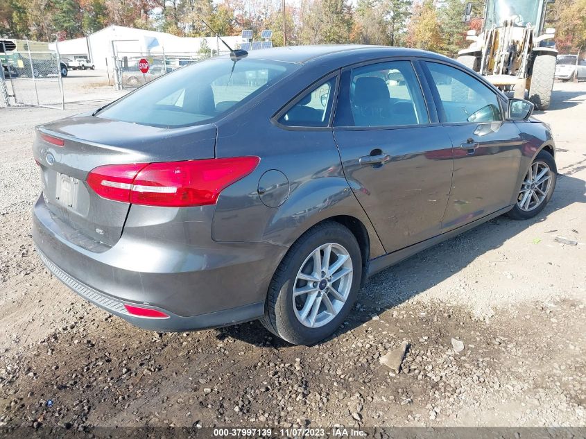 VIN 1FADP3F28JL300351 2018 FORD FOCUS SE