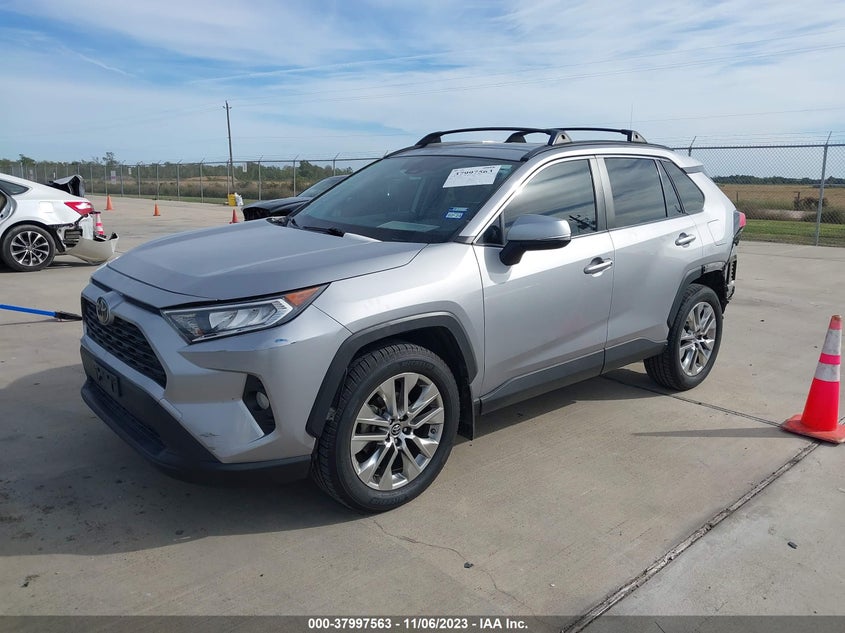 VIN JTMC1RFV0KD009696 2019 TOYOTA RAV4 XLE PREMIUM