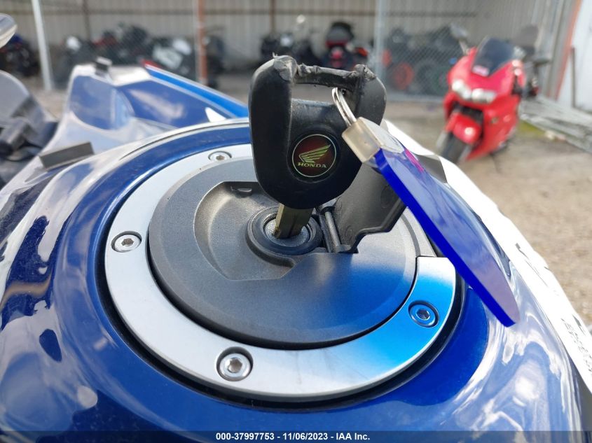 2020 HONDA CRF1100 A4 - JH2SD1020LK000049