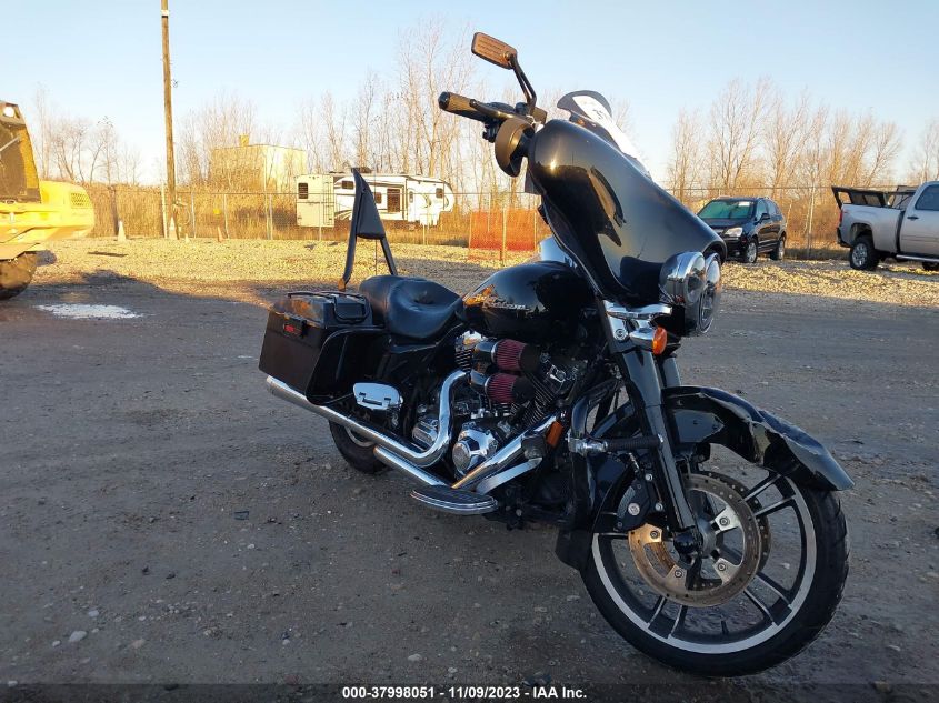 2008 HARLEY-DAVIDSON FLHX - 1HD1KB4138Y615196