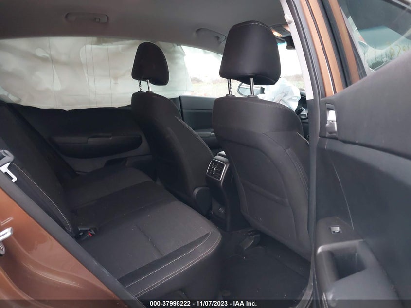 VIN KNDPMCAC0J7303558 2018 KIA SPORTAGE LX