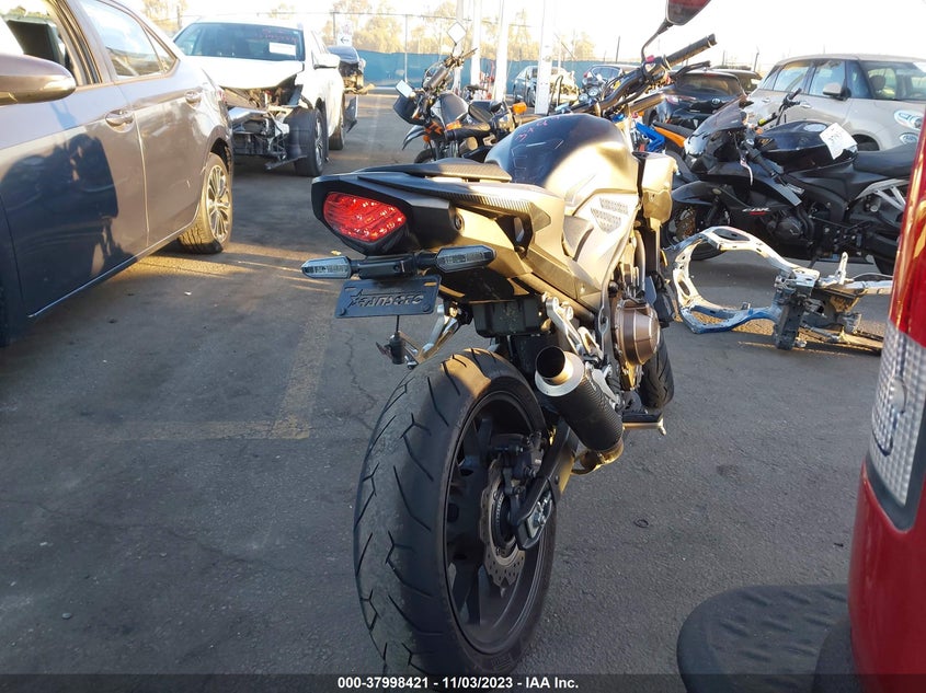 VIN MLHPC6355M5200233 2021 HONDA CB500 FA