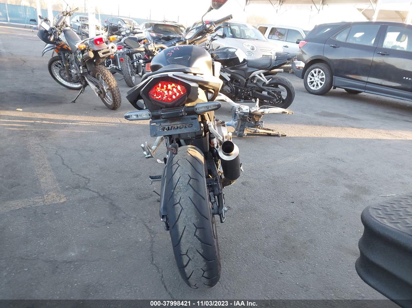 VIN MLHPC6355M5200233 2021 HONDA CB500 FA