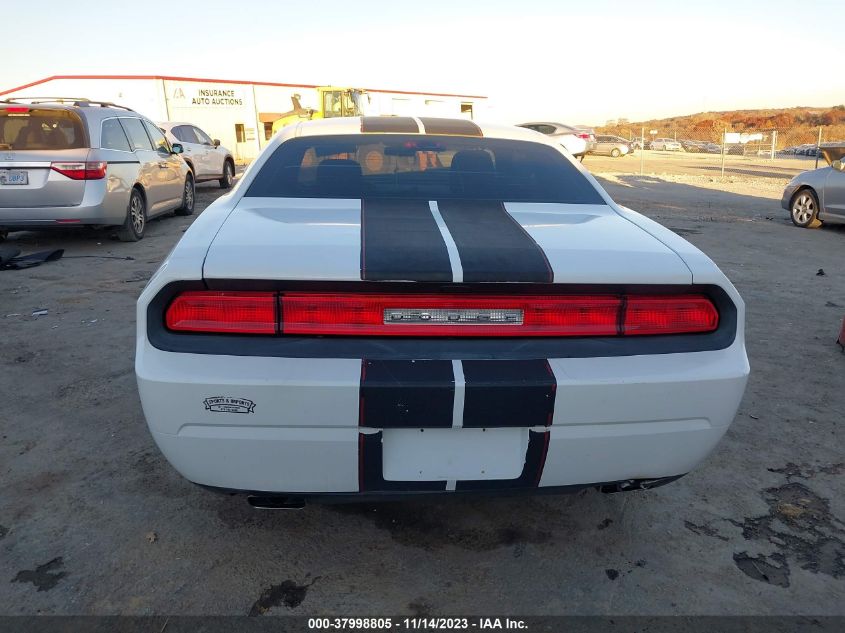 2013 DODGE CHALLENGER SXT - 2C3CDYAG5DH670144