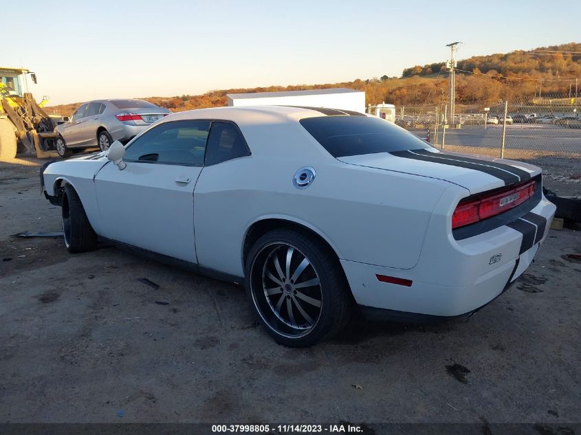 2013 DODGE CHALLENGER SXT - 2C3CDYAG5DH670144
