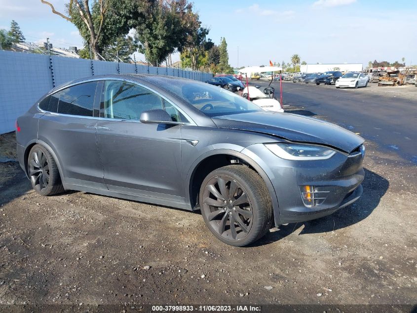 5YJXCDE26HF065388 TESLA MODEL X 100D/75D/90D 2017