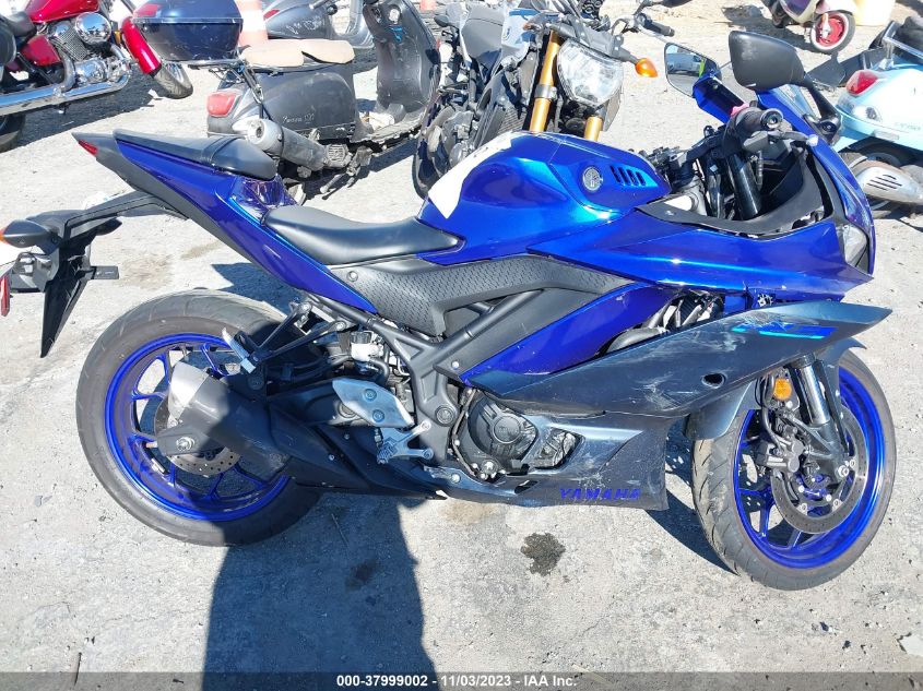 2023 YAMAHA YZFR3 A MH3RH18Y0PK010981