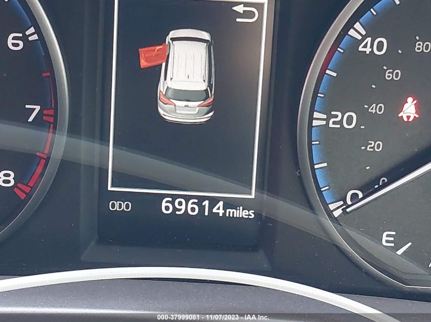 2018 TOYOTA RAV4 LE - JTMZFREV2JJ723469